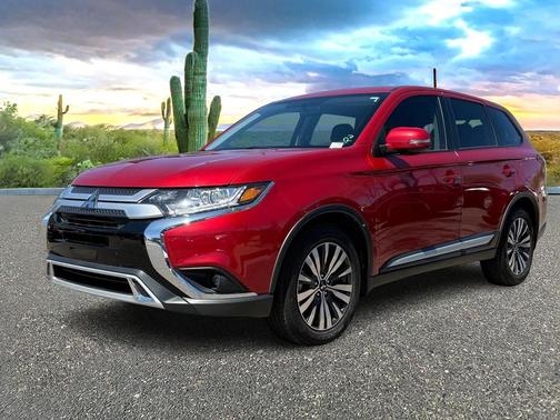 2019 Mitsubishi Outlander SE
