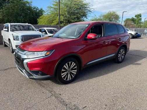 2019 Mitsubishi Outlander SE