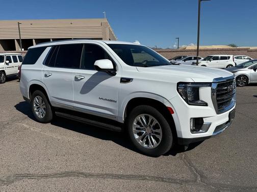 2023 GMC Yukon SLT