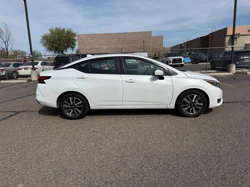 2025 Nissan Versa 1.6 SV