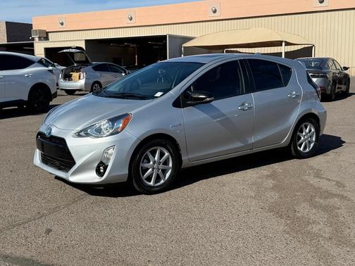 2015 Toyota Prius c Three