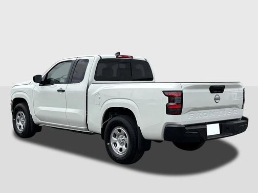 2025 Nissan Frontier S