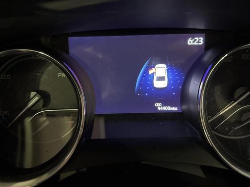 2020 Toyota Camry Hybrid XLE
