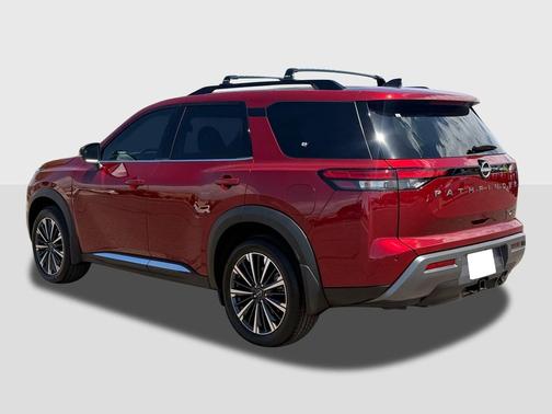 Scarlet Ember Tintcoat 2026 Nissan Pathfinder Platinum