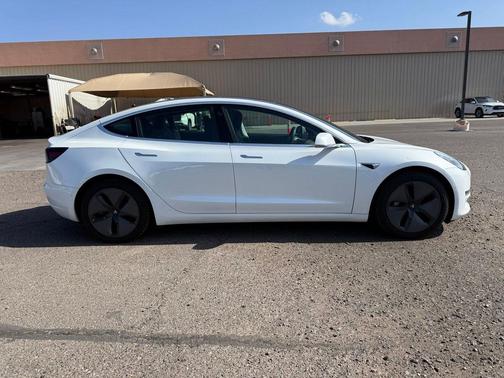 Pearl White Multi-Coat 2020 Tesla Model 3 Standard Range