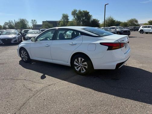 2023 Nissan Altima S FWD