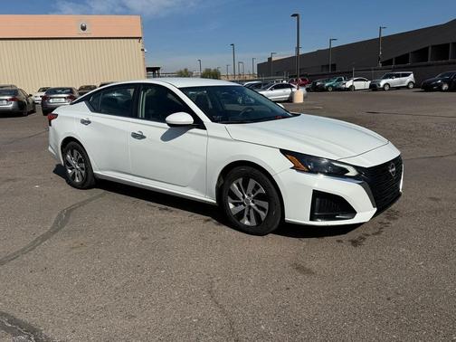 2023 Nissan Altima S FWD