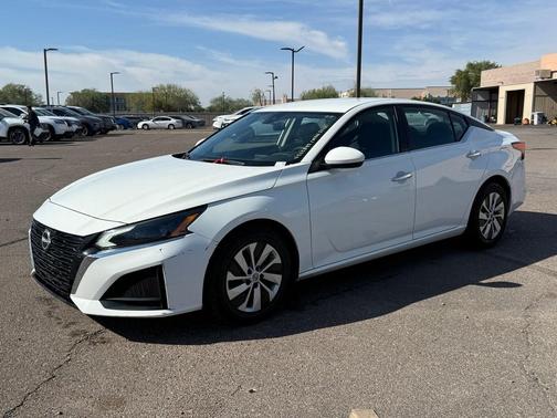 2023 Nissan Altima S FWD