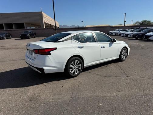 2023 Nissan Altima S FWD