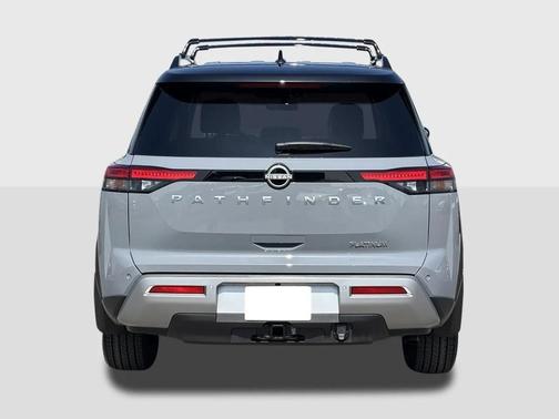 2025 Nissan Pathfinder Platinum FWD