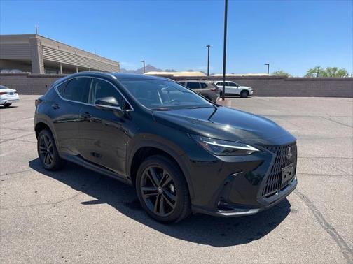 2025 Lexus NX 450h+ Luxury