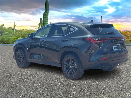 2025 Lexus NX 450h+ Luxury