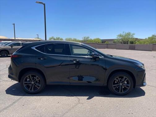 2025 Lexus NX 450h+ Luxury
