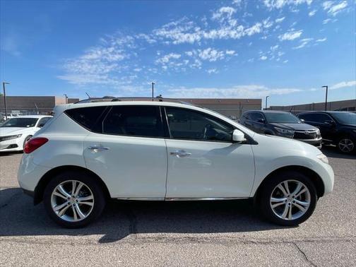 2010 Nissan Murano LE