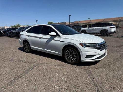 Pure White 2019 Volkswagen Jetta 1.4T SEL