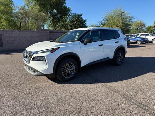 2022 Nissan Rogue S
