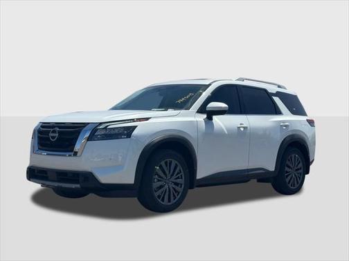2025 Nissan Pathfinder SL FWD