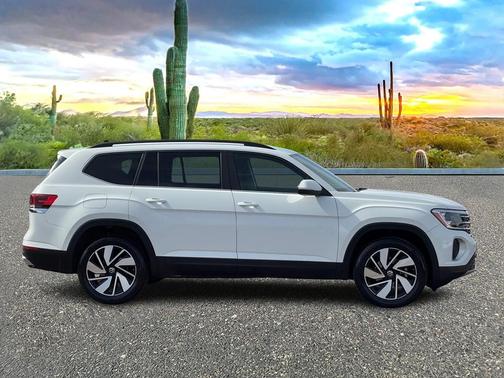 2024 Volkswagen Atlas 2.0T SE w/Technology 4MOTION