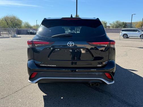 2024 Toyota Highlander XSE