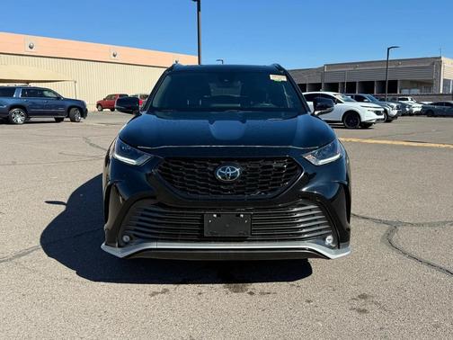 2024 Toyota Highlander XSE