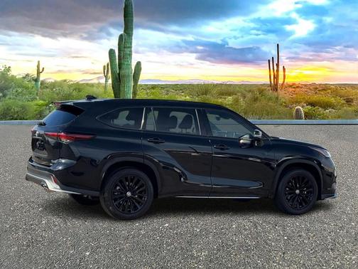 2024 Toyota Highlander XSE