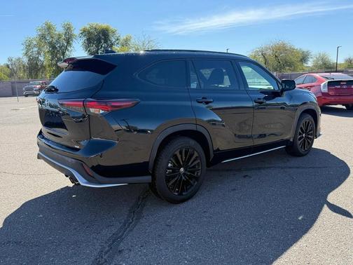 2024 Toyota Highlander XSE