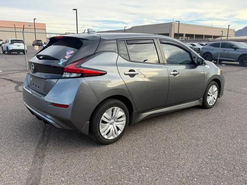 2024 Nissan Leaf S