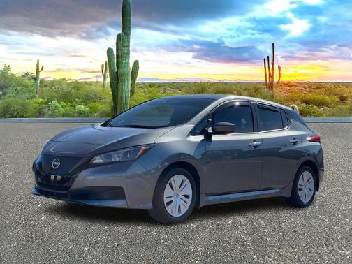 2024 Nissan Leaf S