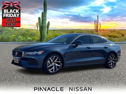 2020 Volvo S60 T6 Momentum