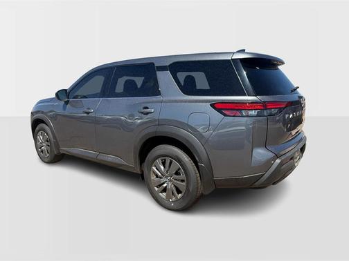 2025 Nissan Pathfinder S 4WD