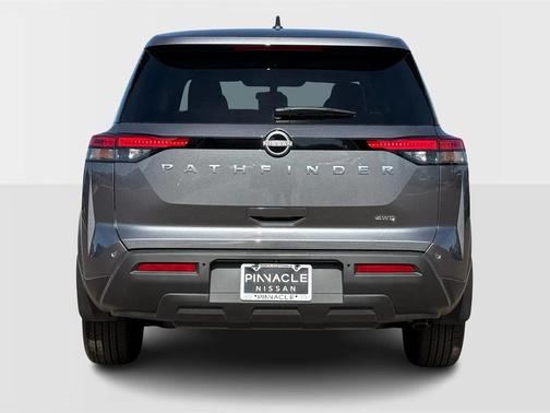 2025 Nissan Pathfinder S 4WD