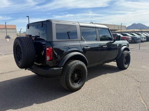 Shadow Black 2024 Ford Bronco Big Bend