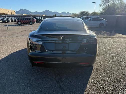 2021 Tesla Model S Plaid