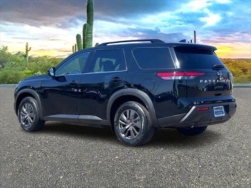 2022 Nissan Pathfinder SV 2WD