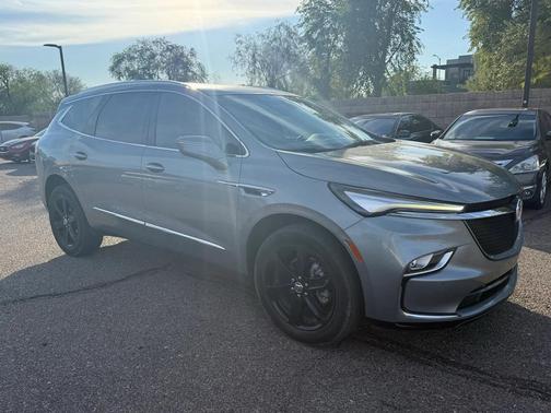2023 Buick Enclave Essence FWD