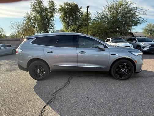 2023 Buick Enclave Essence FWD