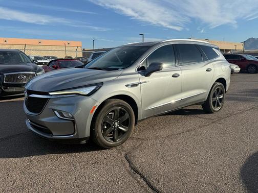 2023 Buick Enclave Essence FWD