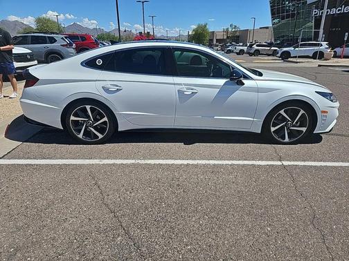 2022 Hyundai SONATA SEL Plus