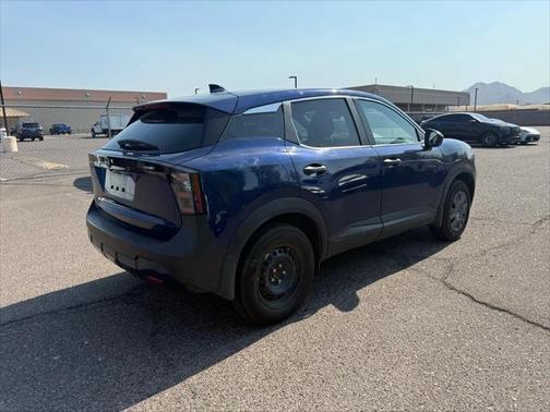 2025 Nissan Kicks S