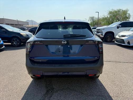2025 Nissan Kicks S