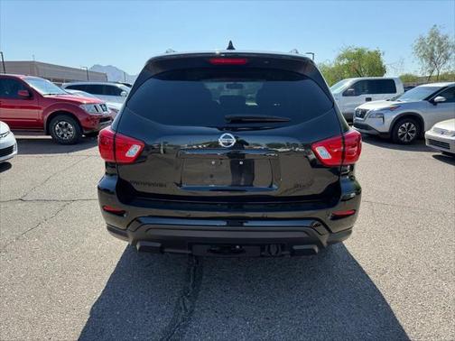 2020 Nissan Pathfinder SL 2WD