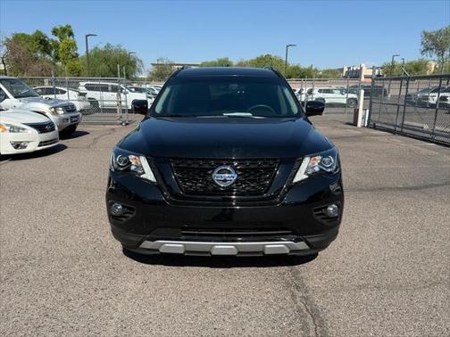 2020 Nissan Pathfinder SL 2WD