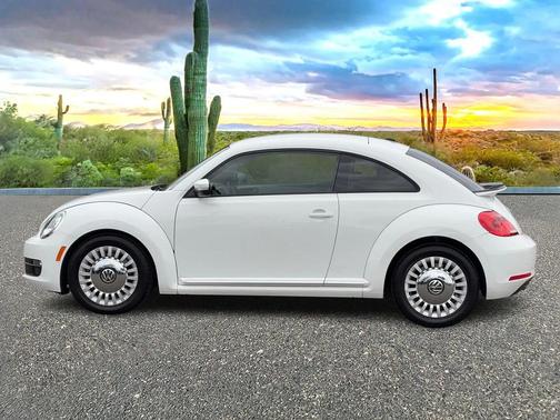 2016 Volkswagen Beetle 1.8T SE