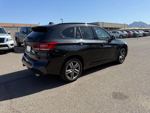 Black Sapphire Metallic 2021 BMW X1 xDrive28i