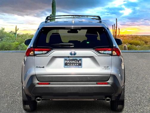 2024 Toyota RAV4 Hybrid XLE