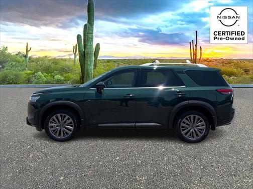 2023 Nissan Pathfinder SL FWD