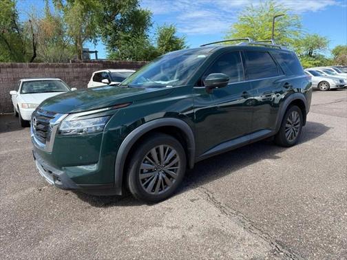 2023 Nissan Pathfinder SL FWD