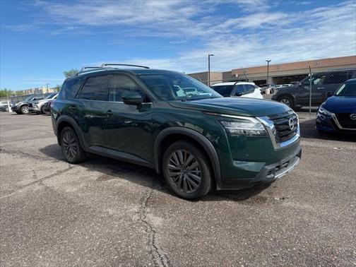 2023 Nissan Pathfinder SL FWD