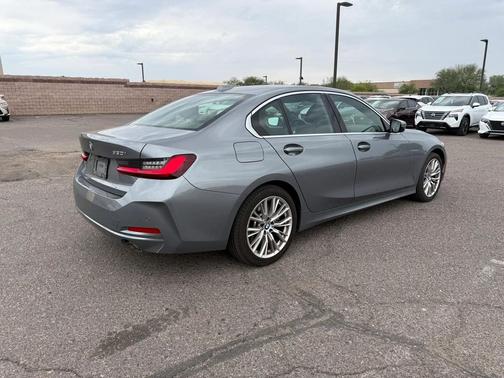 2024 BMW 330 330i