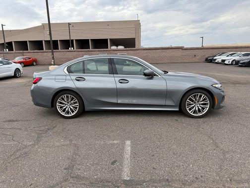 2024 BMW 330 330i